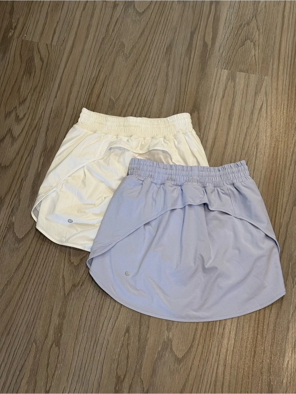 Lululemon bundle Hotty Hot High-Rise Skirt Skort Size 6 Lavender and White